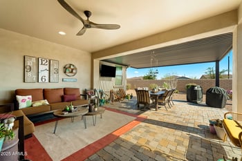 5742 Winchester St, Mesa, AZ 85212