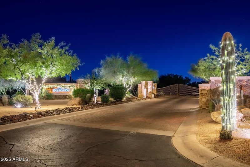 5744 E Hedgehog Pl, Scottsdale, AZ 85266