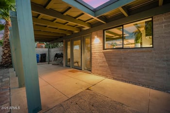 5745 10th St, Phoenix, AZ 85014