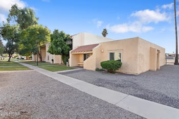 5745 44th Ln, Glendale, AZ 85301