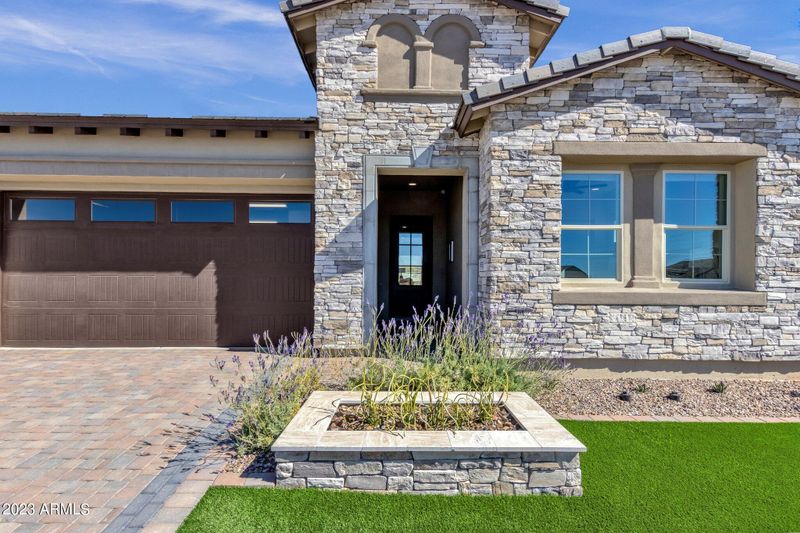5745 E Sierra Morena St, Mesa, AZ 85215