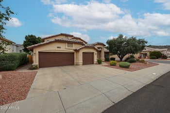 5745 Mariposa Grande Ln, Glendale, AZ 85310
