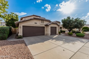 5745 Mariposa Grande Ln, Glendale, AZ 85310