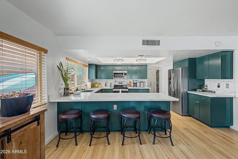 5746 W Desert Cove Ave, Glendale, AZ 85304
