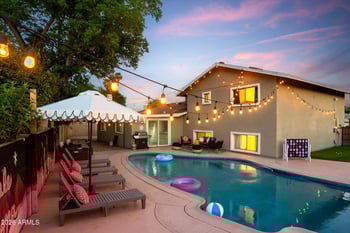 5747 48th Ln, Glendale, AZ 85301