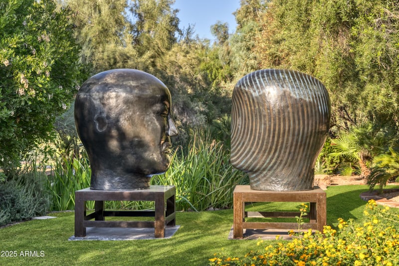 5747 Mockingbird Ln, Paradise Valley, AZ 85253