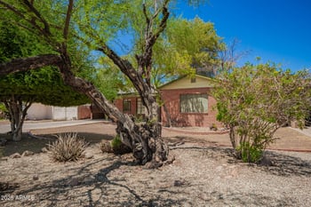 5748 Vista Ave, Glendale, AZ 85301