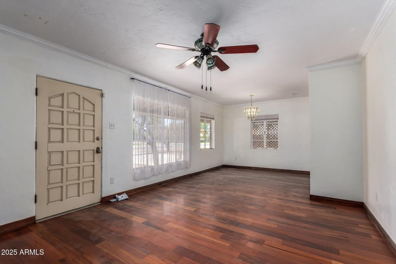 5748 Vista Ave, Glendale, AZ 85301