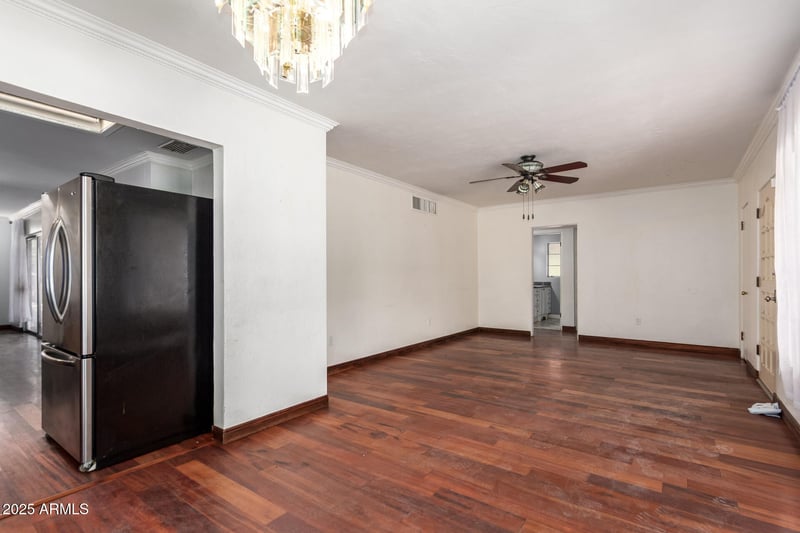 5748 Vista Ave, Glendale, AZ 85301