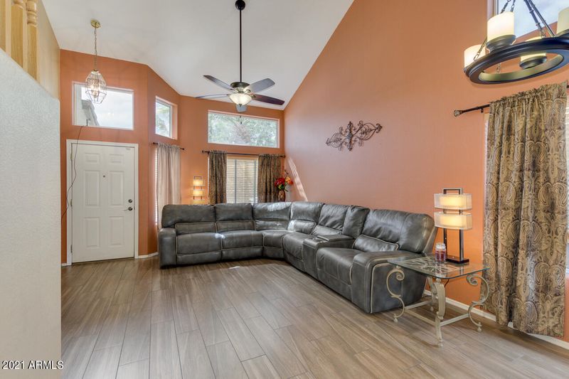 5750 E Grove Cir, Mesa, AZ 85206
