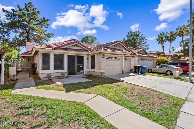 5751 Del Rio St, Chandler, AZ 85226