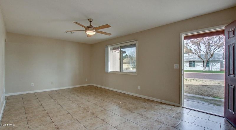 5751 W Altadena Ave, Glendale, AZ 85304