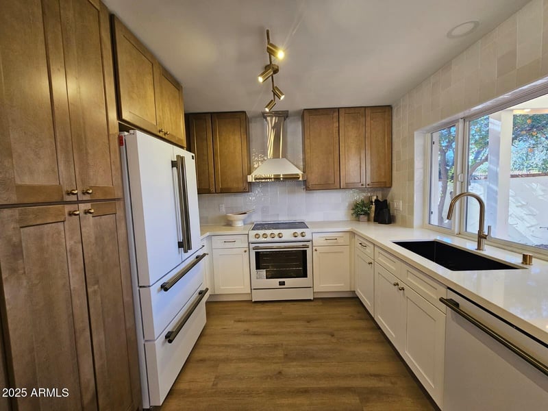 5752 Scottsdale Rd, Paradise Valley, AZ 85253