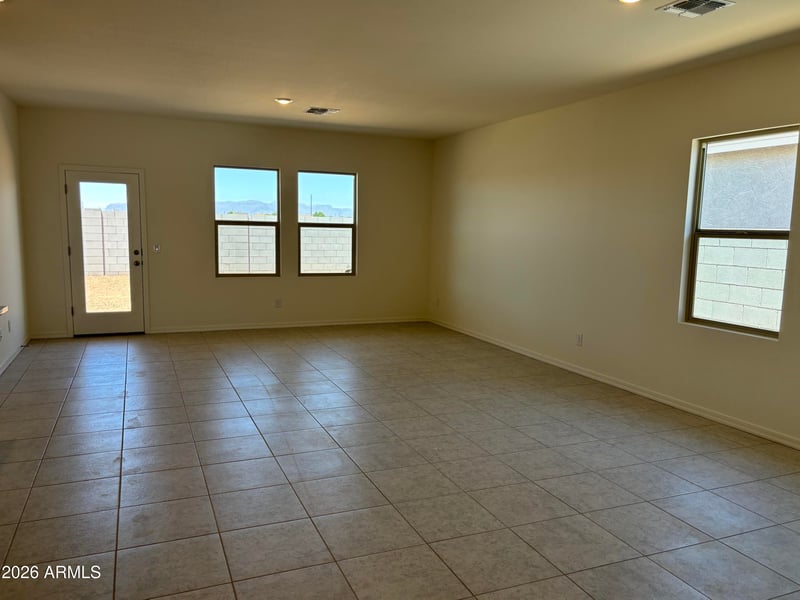 5753 Hornblende Way, San Tan Valley, AZ 85144