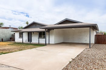 5755 W Sunnyside Dr, Glendale, AZ 85304