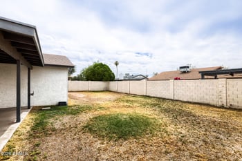 5755 W Sunnyside Dr, Glendale, AZ 85304