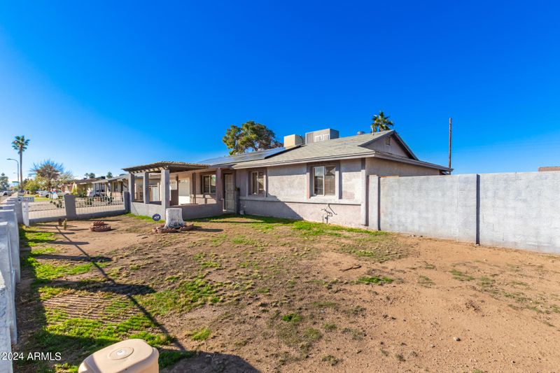 5756 N 70th Ave, Glendale, AZ 85303