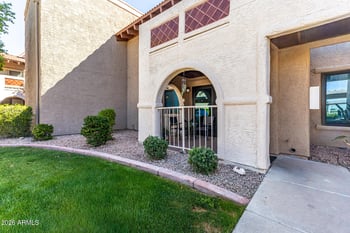 5757 Eugie Ave #1027, Glendale, AZ 85304