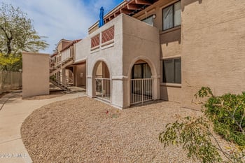 5757 Eugie Ave #1060, Glendale, AZ 85304