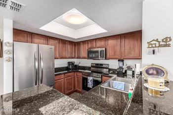 5757 Eugie Ave #1102, Glendale, AZ 85304