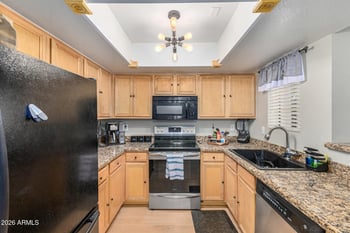 5757 Eugie Ave #1110, Glendale, AZ 85304