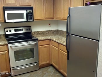 5757 Eugie Ave #2072, Glendale, AZ 85304