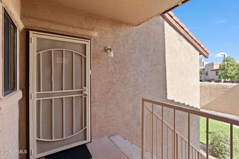 5757 Eugie Ave #2072, Glendale, AZ 85304