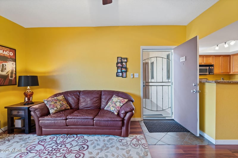 5757 Eugie Ave #2072, Glendale, AZ 85304