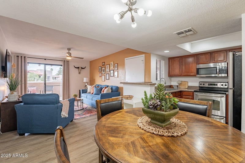 5757 Eugie Ave #2081, Glendale, AZ 85304