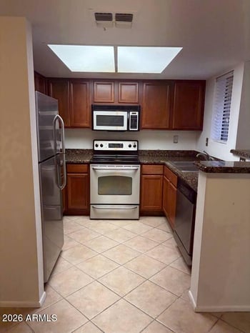 5757 Eugie Ave #1030, Glendale, AZ 85304