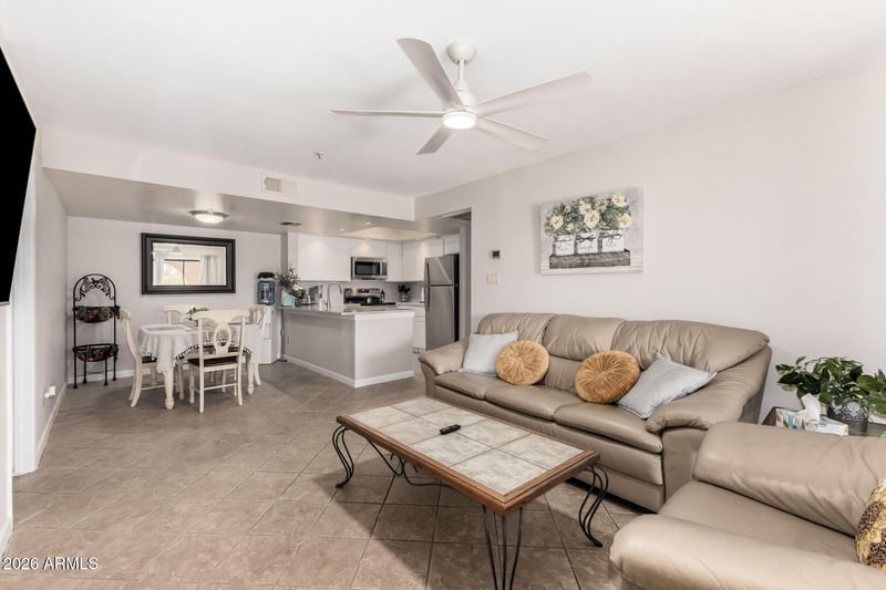 5757 W Eugie Ave #1060, Glendale, AZ 85304