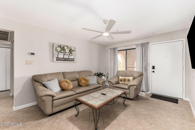 5757 W Eugie Ave #1060, Glendale, AZ 85304