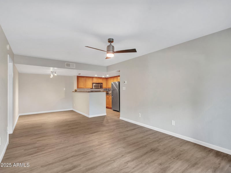 5757 W Eugie Ave #1076, Glendale, AZ 85304