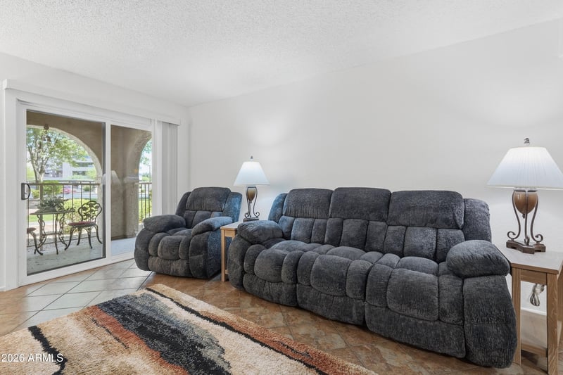 5757 Eugie Ave #1102, Glendale, AZ 85304