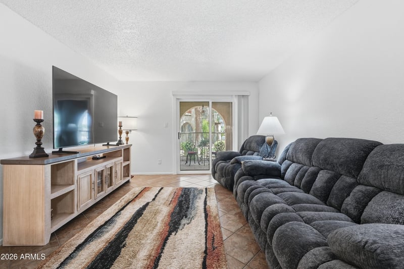 5757 Eugie Ave #1102, Glendale, AZ 85304