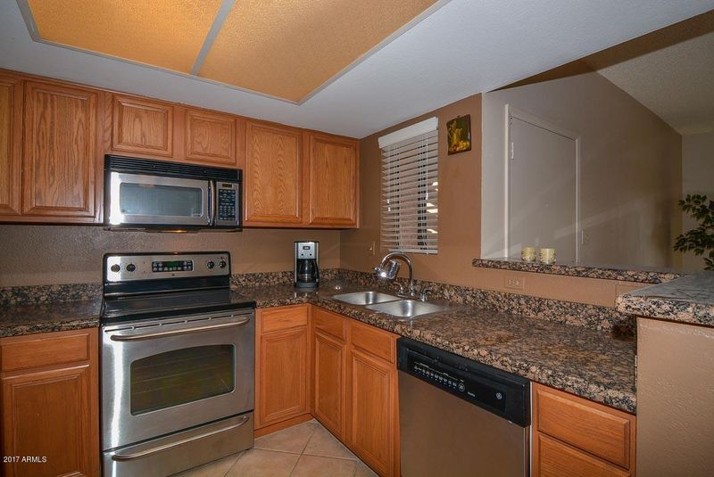 5757 W Eugie Ave #2002, Glendale, AZ 85304