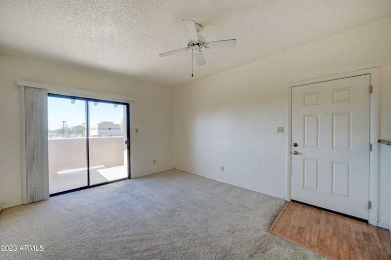 5757 W Eugie Ave #2008, Glendale, AZ 85304