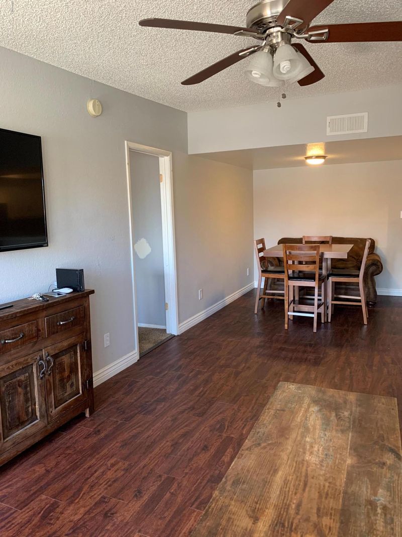 5757 W Eugie Ave #2012, Glendale, AZ 85304