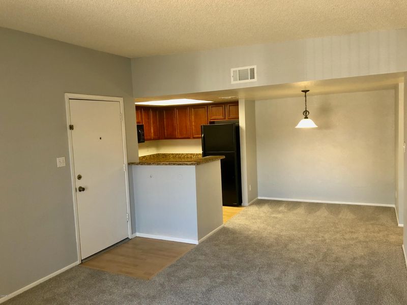 5757 W Eugie Ave #2064, Glendale, AZ 85304