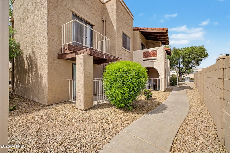 5757 W Eugie Ave #2095, Glendale, AZ 85304