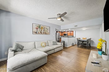 5757 W Eugie Ave #2098, Glendale, AZ 85304