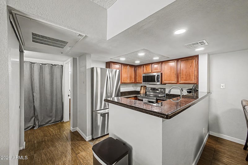 5757 W Eugie Ave #2098, Glendale, AZ 85304