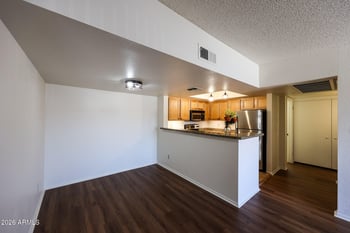 5757 Eugie Ave #2113, Glendale, AZ 85304