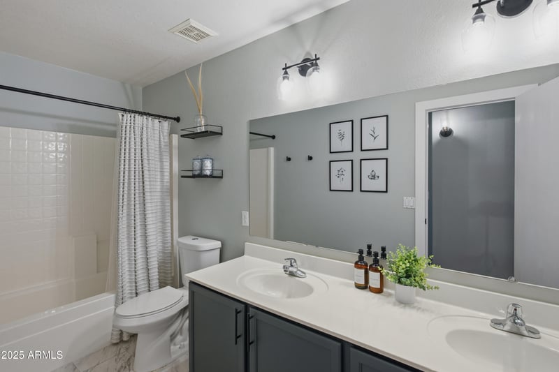 5758 Jaeger St, Mesa, AZ 85205