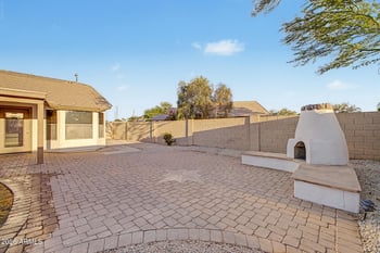 576 S Moorea Dr, Gilbert, AZ 85296