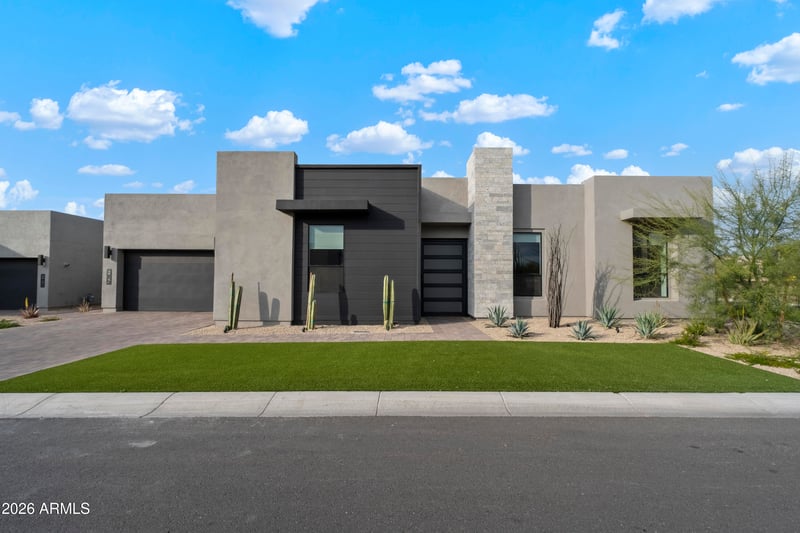5760 Lowden Rd, Cave Creek, AZ 85331