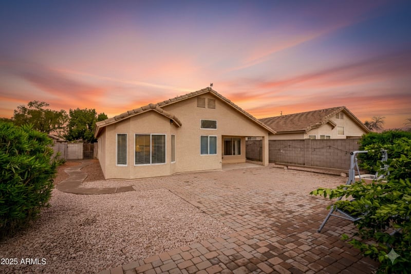 5761 Garnet Ave, Mesa, AZ 85206