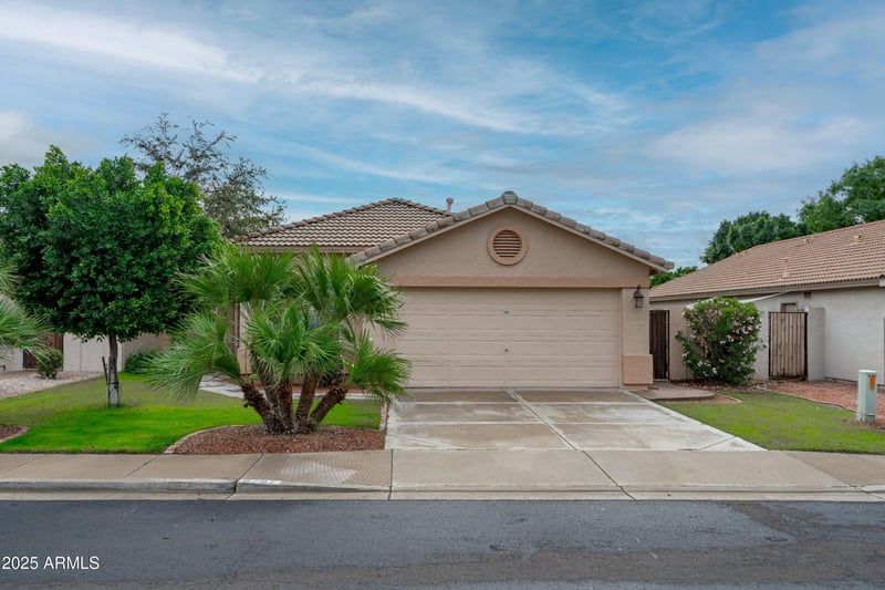 5761 Garnet Ave, Mesa, AZ 85206