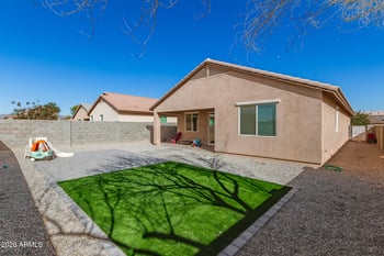 5762 250th Dr, Buckeye, AZ 85326