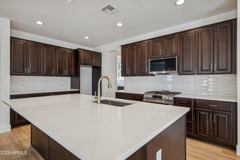 5768 Oak Creek Dr, Eloy, AZ 85131